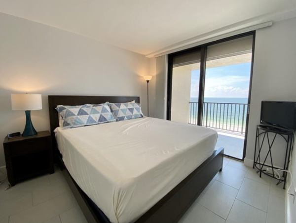 South end Marco Island condo rental